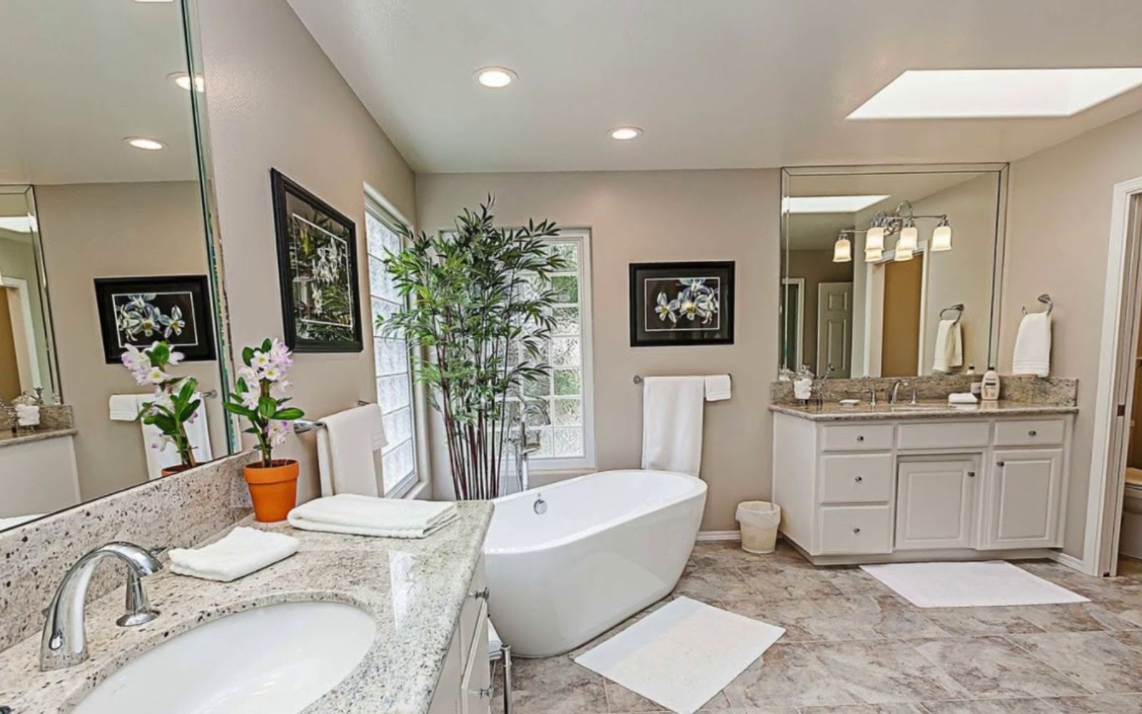 Bathroom Cabinet Replacement & Upgrade Contractors