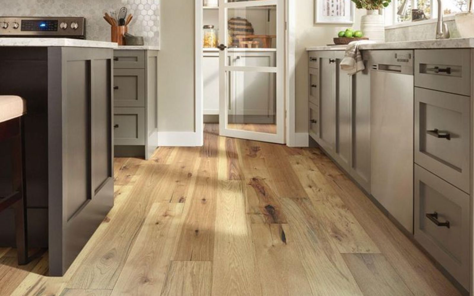 Hardwood, Tile & Waterproof Kitchen Flooring