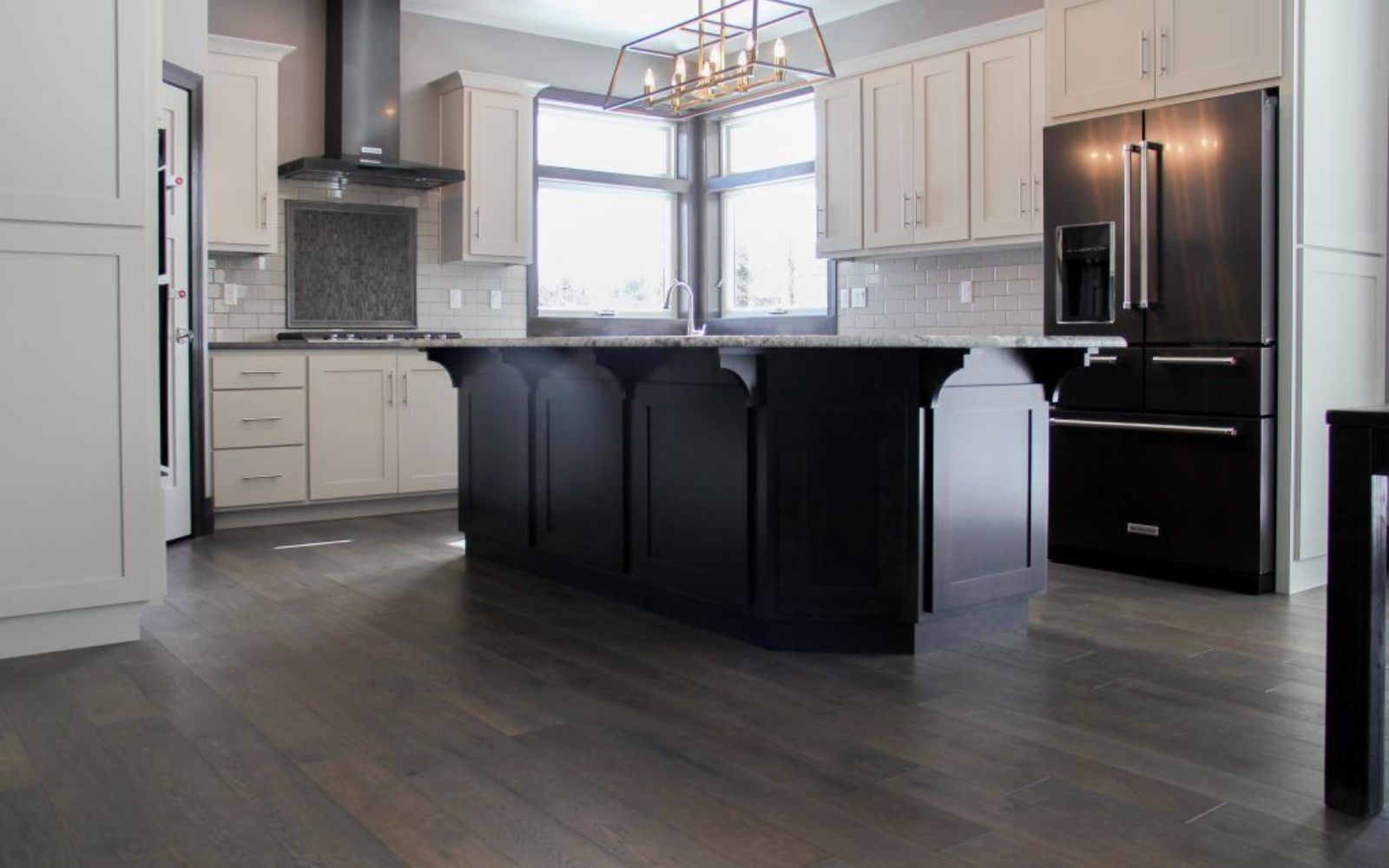 Modern & Custom Hardwood Kitchen Floors