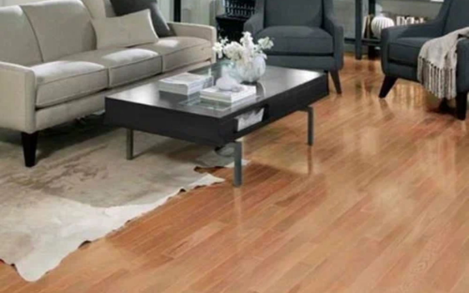 Solid & Engineered Hardwood Flooring Experts