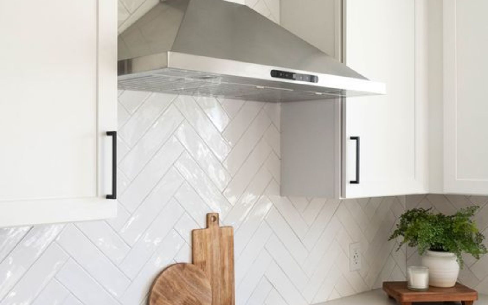 Kitchen Decorative Backsplash Replacement & Upgrade Contractors