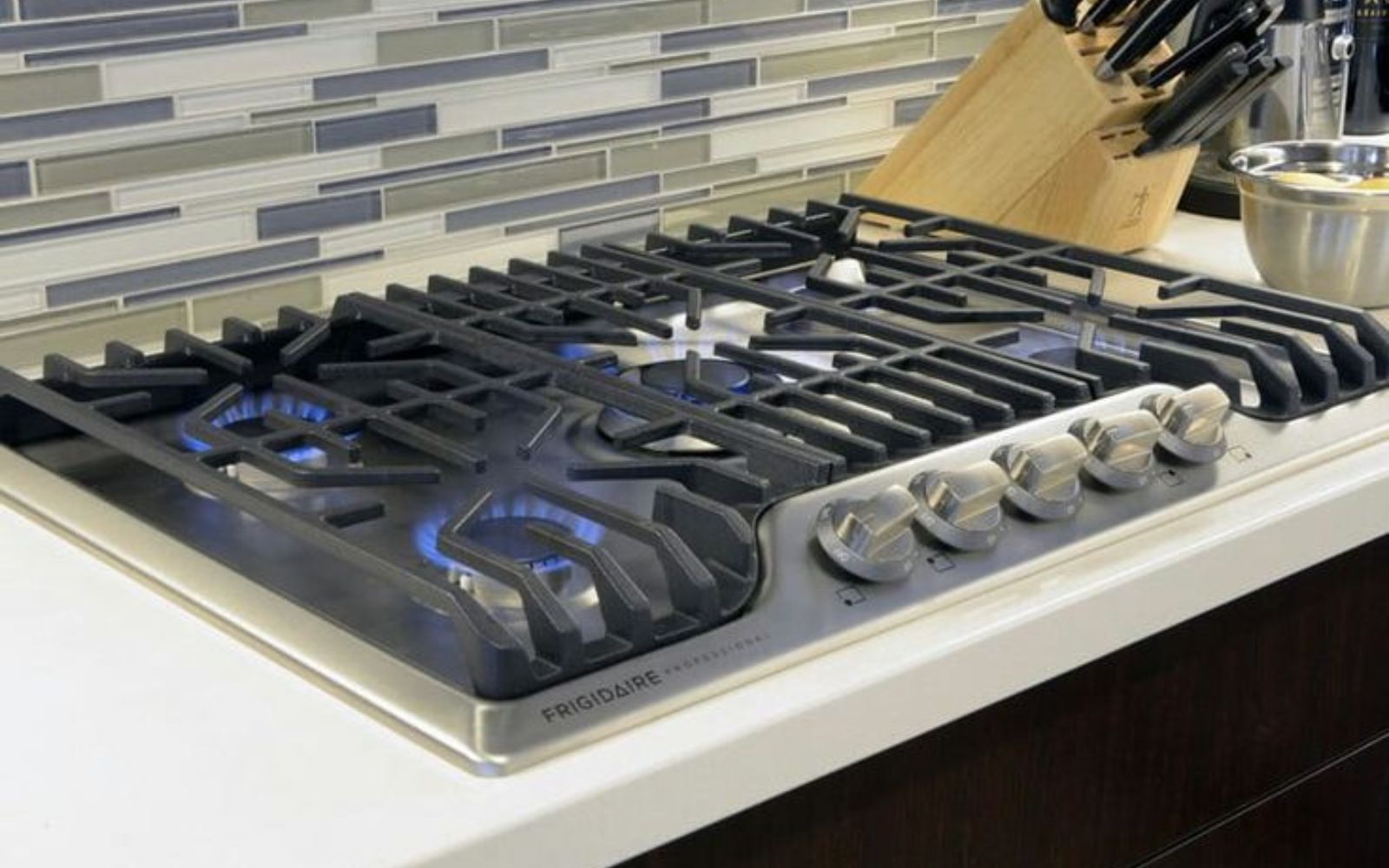 Kitchen Cooktop Replacement & Upgrade Contractors